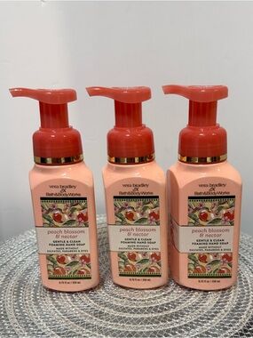 BBW x Vera Bradley Foaming Hand Soap Set of 3 NWT